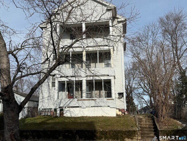 Foto del edificio - 154 Daly Ave