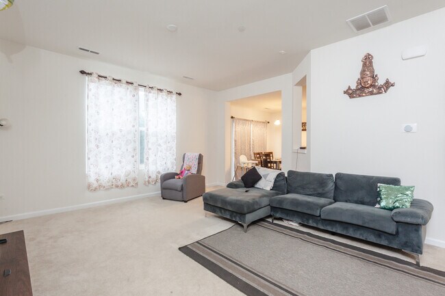 Foto del edificio - 1437 Crimson Ln
