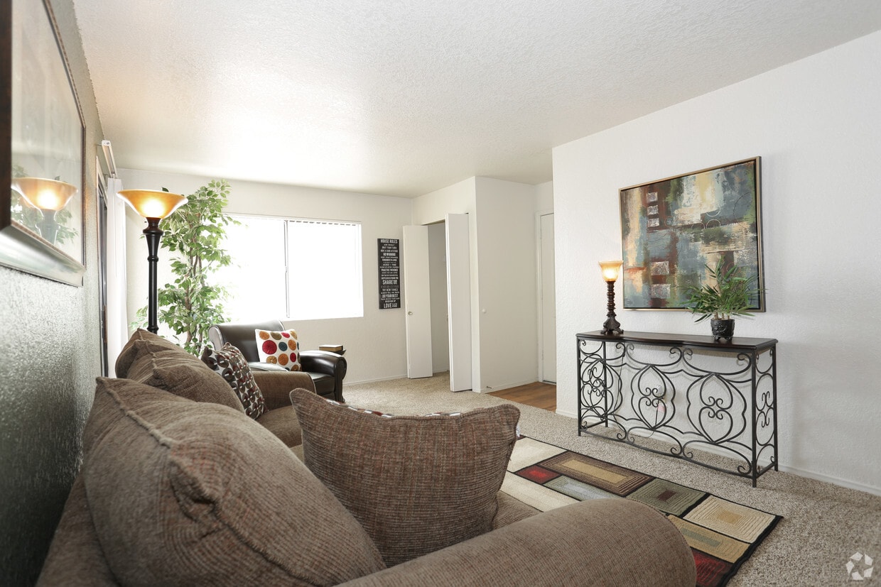 Puesta Del Sol 2299 N Silverbell Rd Tucson, AZ Apartments for Rent