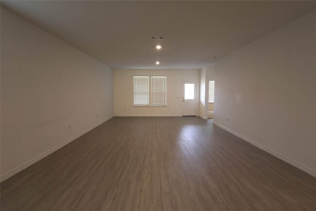 Building Photo - 14894 Ash Landing Dr