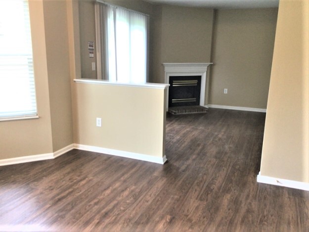 Foto del edificio - 7617 Thunder Ridge Drive