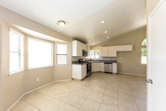 Foto del edificio - 1267 W Wildflower St