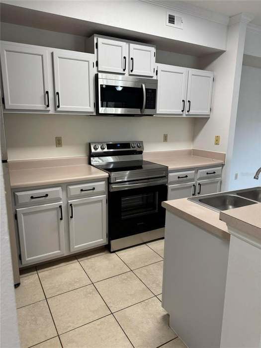 Building Photo - 5618 Pinnacle Heights Cir