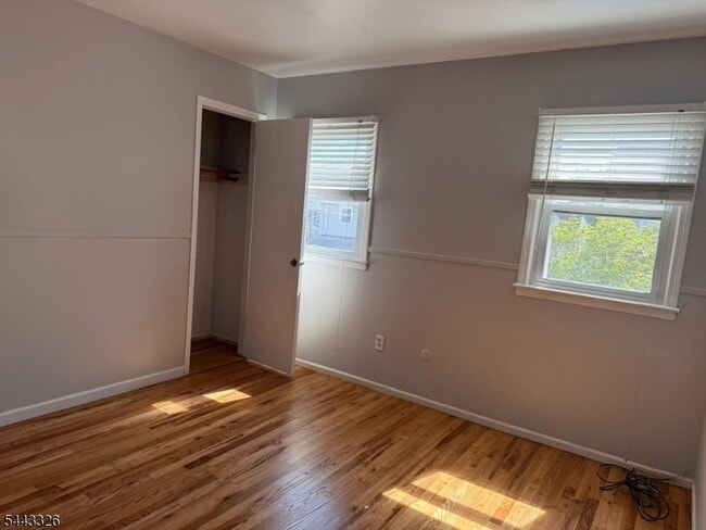 Building Photo - 17 Daka Ct