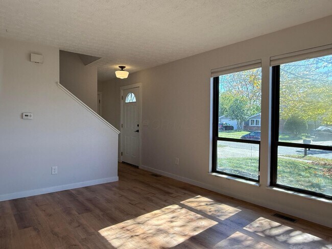 Building Photo - 6378 Cherroy Dr