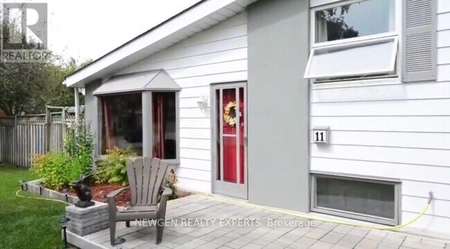 Photo du bâtiment - 11 Lawrence Crescent