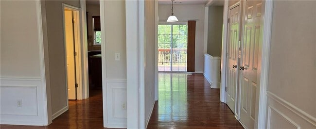 Building Photo - 3603 Stoneham Dr NW