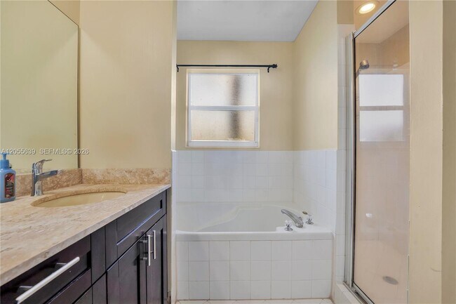 Foto del edificio - 14530 SW 156th Ave