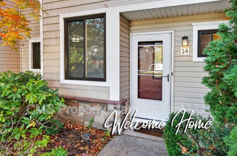 Primary Photo - 14 Carol Ct