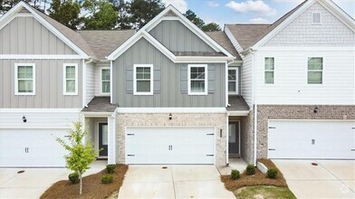 Building Photo - 7573 Knoll Hollow Rd