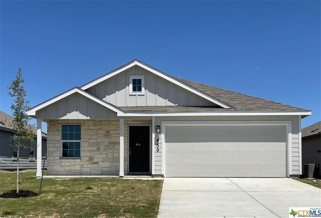 Foto principal - 450 Blue Stem Rd