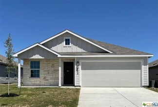 Building Photo - 450 Blue Stem Rd