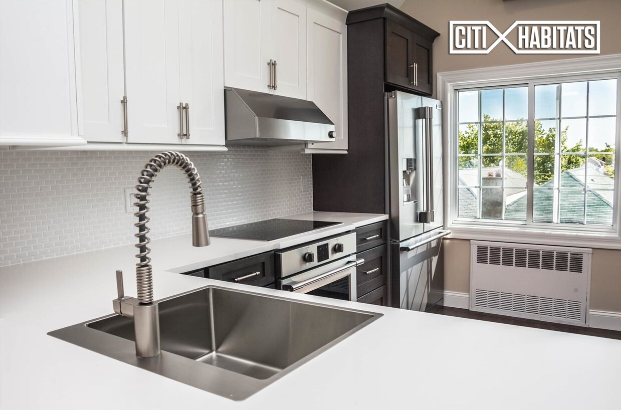 Foto principal - 1420 Bay Ridge Pkwy