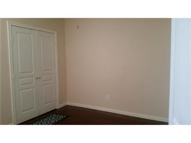 Foto del edificio - 12233 Macaroon Ln