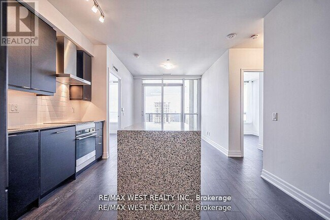 Building Photo - 36-3136 Elm Dr W