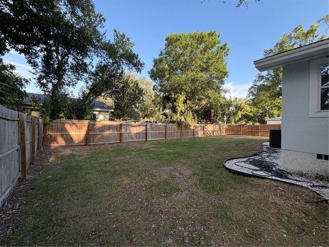 Building Photo - 1947 Chenango Ave