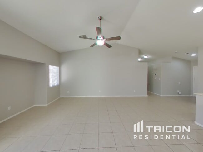 Building Photo - 2128 Sparkling Meadows Ct