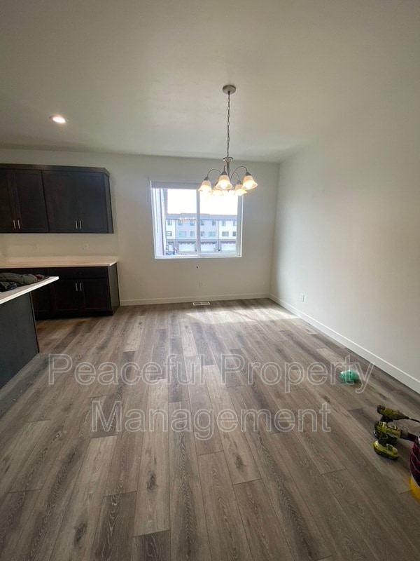 Building Photo - 1036 W 530 S