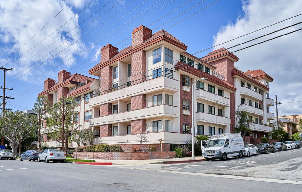 Foto principal - 1271 Granville Ave