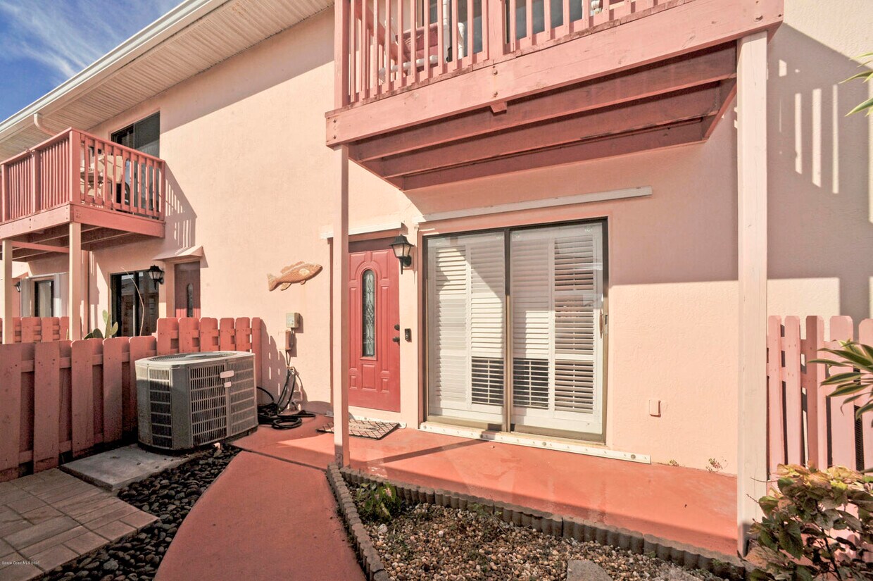 Primary Photo - 702 Sea Palm Ln