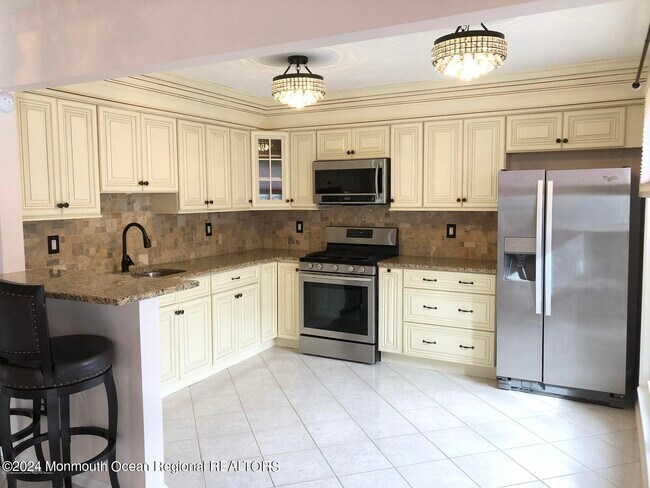 Building Photo - 274 Sugar Maple Ct