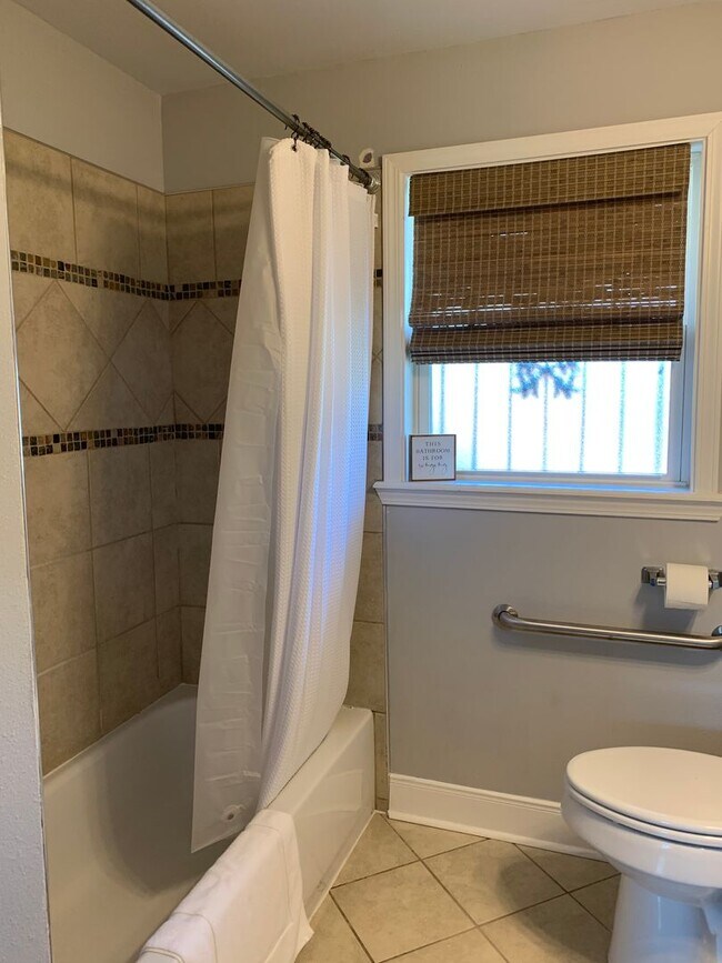 Foto del edificio - Fully Furnished Comfort Near New Orleans Universities