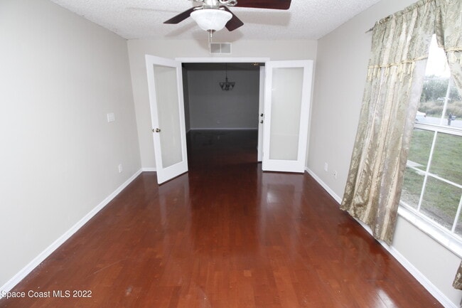 Foto del edificio - 3291 San Jose Ave SE