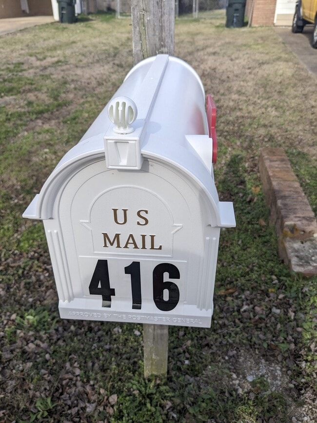 Building Photo - 416 Thacker Loop