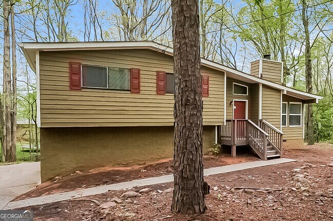 Building Photo - 3740 Jr Ln