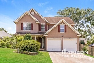Building Photo - 3862 Live Oak Ln