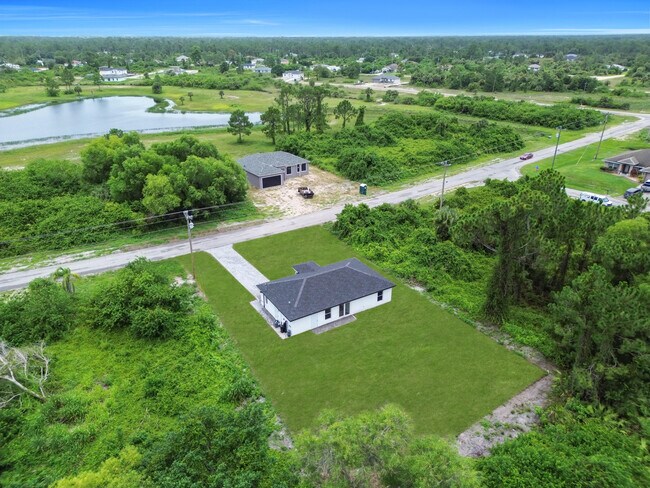 Building Photo - 382 McArthur Blvd