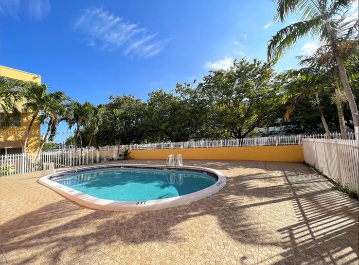 1851 NE 168th St Unit B3, North Miami Beach, FL 33162 Condo for Rent