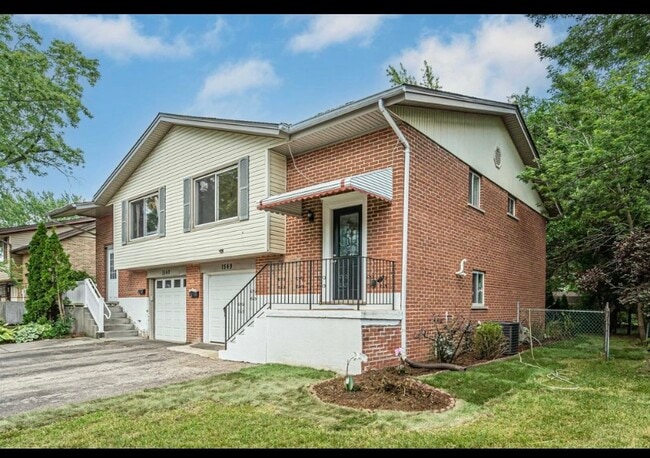 Building Photo - 1549 Revere Cir