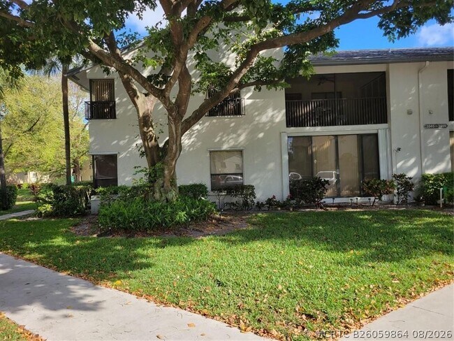 Foto del edificio - 3559 Cocoplum Cir