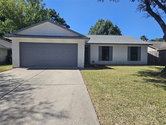 Building Photo - 2519 Piddler Dr