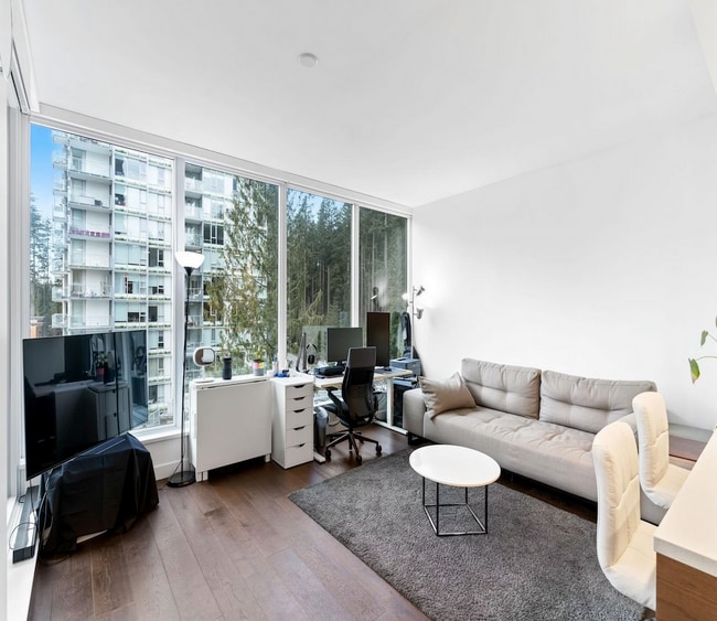 Building Photo - 5629 Birney Av
