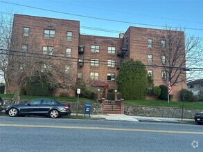 Building Photo - 470 N Broadway