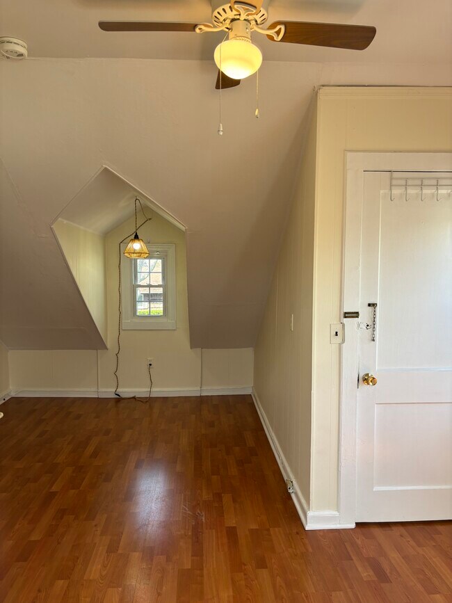 Foto del edificio - 119 Lake Shore Dr