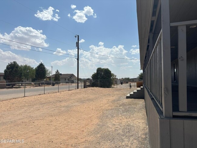 Building Photo - 14741 Bocalusa Ave