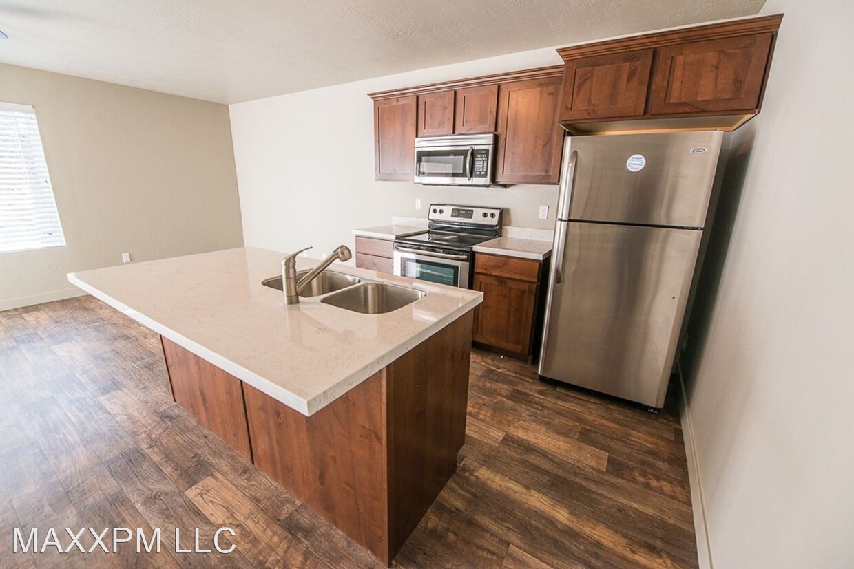 Primary Photo - 3 br, 2.5 bath House - 4348 Ashburn Way