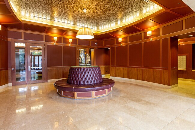 Foto del edificio - 849 N Franklin St