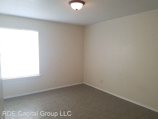 Foto del edificio - 3 br, 2 bath House - 227 Blue Bell Ct.