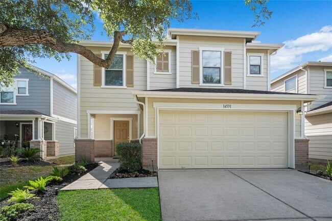 Building Photo - 16531 Hollygate Ln