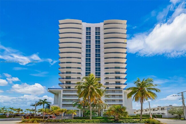 Foto del edificio - 7901 Hispanola Ave