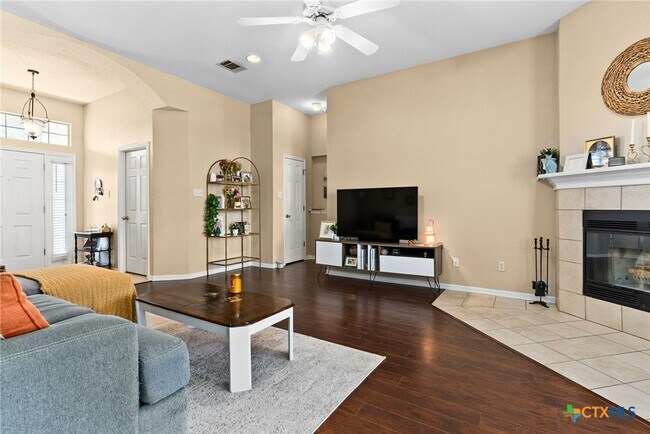 Foto del edificio - 804 Woodhollow Dr