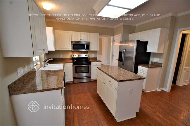 Building Photo - 6812 Pipestone Ln