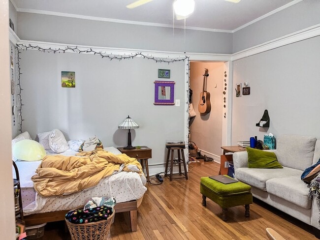 Building Photo - Uptown / Ravenswood - Studio - Deck