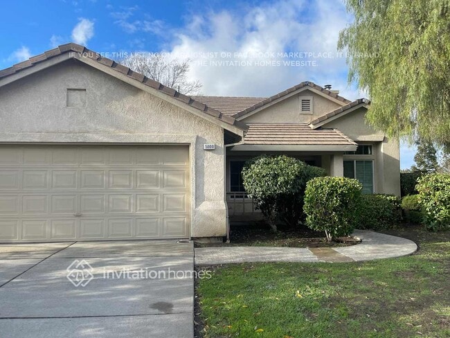 Building Photo - 5000 Mesa Ridge Dr