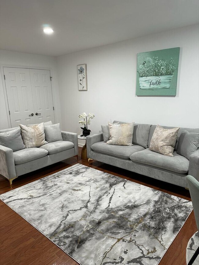 Building Photo - 1130 Fairmount Ave