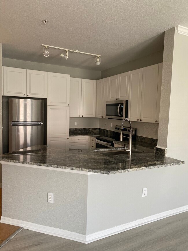 Foto del edificio - 4221 W Spruce St